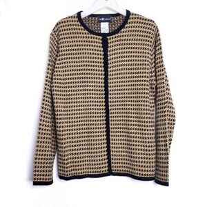 Sag Harbor Houndstooth Tan & Black Button Cardigan Sweater Women's Size Medium